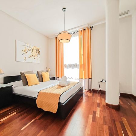 อปาร์ตาเมนโตส ตูริสติโกส ตอเร เดล ปลาตา Apartment เซบีญา ภายนอก รูปภาพ