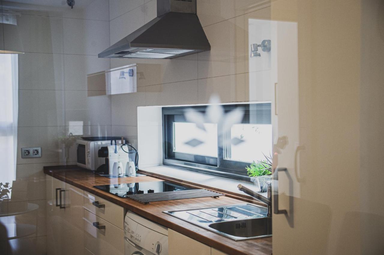 อปาร์ตาเมนโตส ตูริสติโกส ตอเร เดล ปลาตา Apartment เซบีญา ภายนอก รูปภาพ