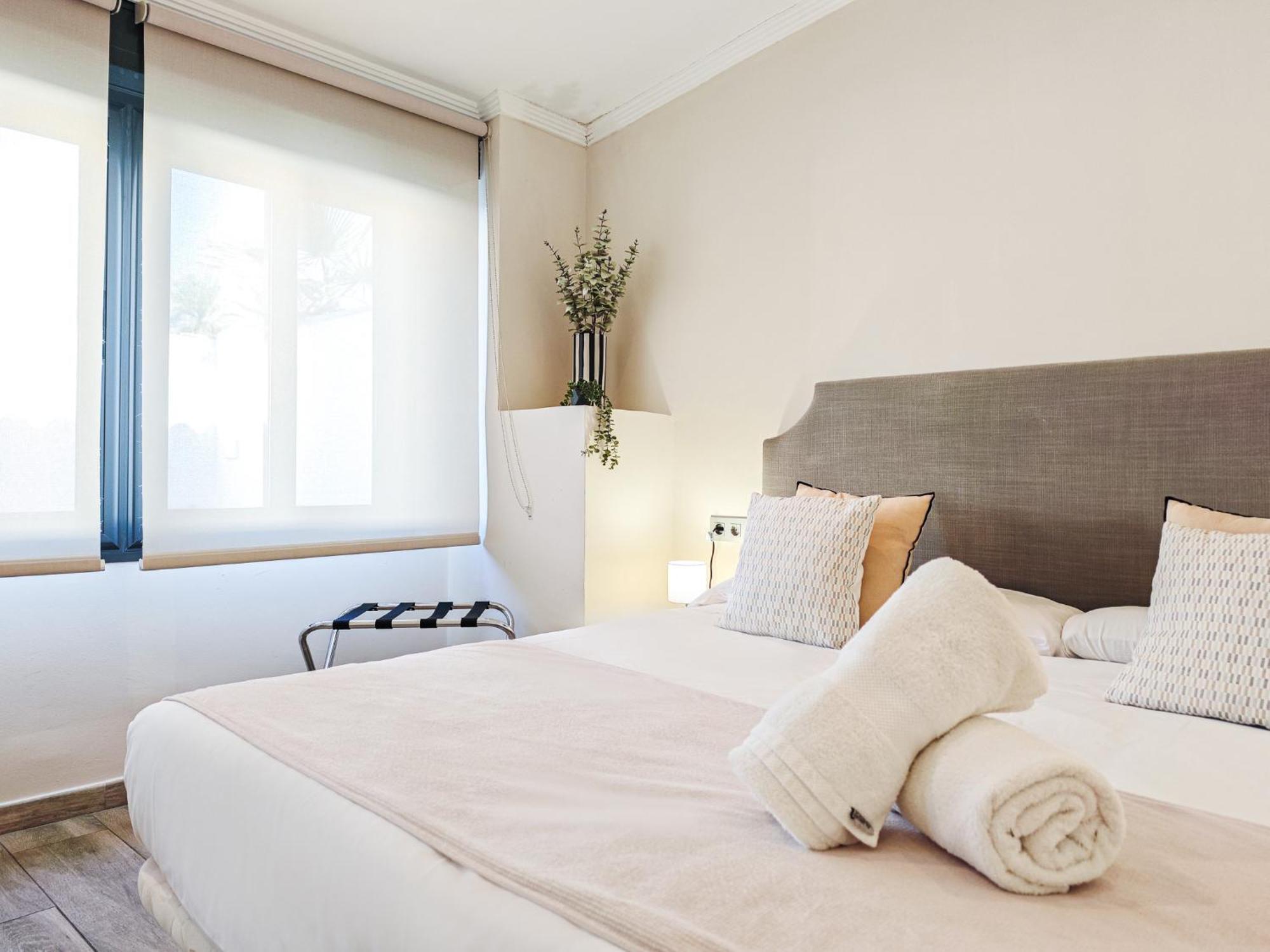 อปาร์ตาเมนโตส ตูริสติโกส ตอเร เดล ปลาตา Apartment เซบีญา ภายนอก รูปภาพ