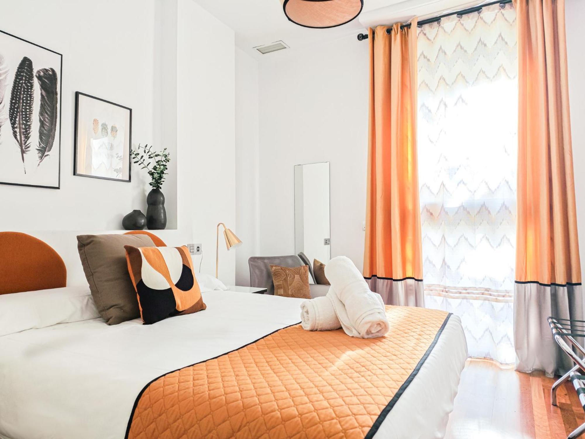 อปาร์ตาเมนโตส ตูริสติโกส ตอเร เดล ปลาตา Apartment เซบีญา ภายนอก รูปภาพ
